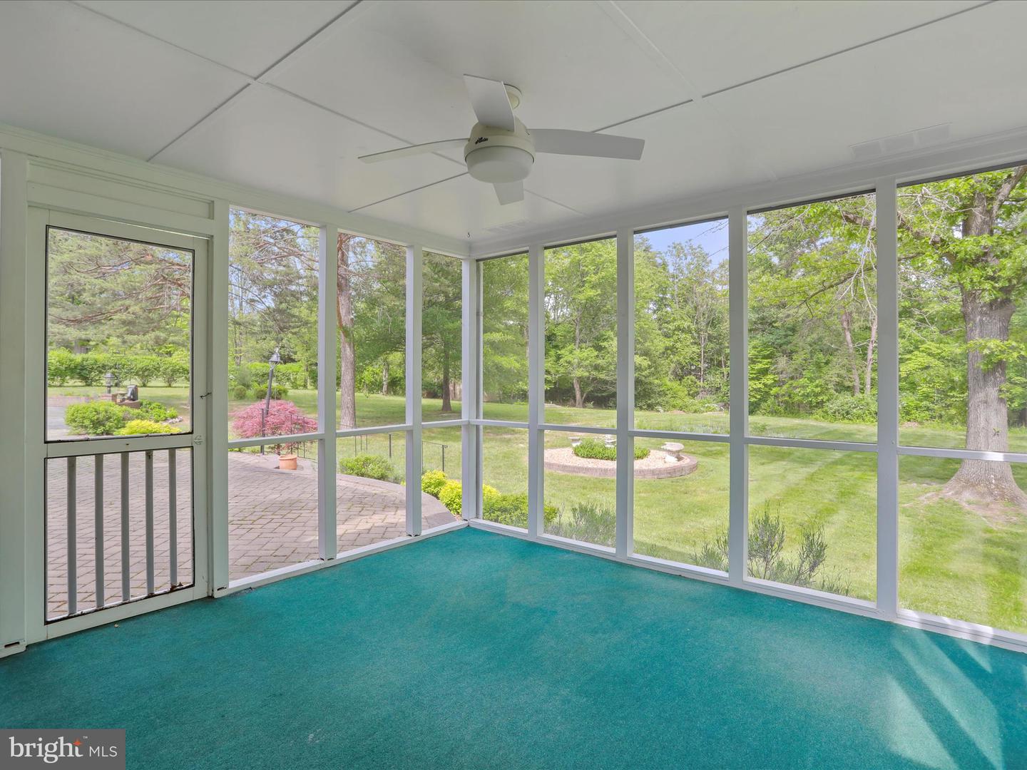 137 S RIVER RD, FRONT ROYAL, Virginia 22630, 3 Bedrooms Bedrooms, ,2 BathroomsBathrooms,Residential,For sale,137 S RIVER RD,VAWR2011146 MLS # VAWR2011146