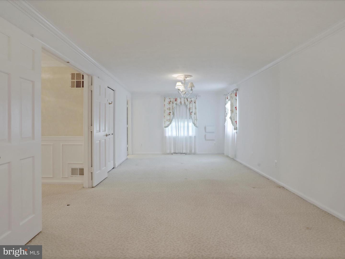 137 S RIVER RD, FRONT ROYAL, Virginia 22630, 3 Bedrooms Bedrooms, ,2 BathroomsBathrooms,Residential,For sale,137 S RIVER RD,VAWR2011146 MLS # VAWR2011146