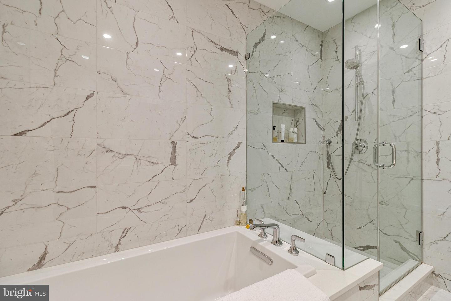 1177 22ND ST NW #7D, WASHINGTON, District Of Columbia 20037, 3 Bedrooms Bedrooms, ,3 BathroomsBathrooms,Residential,For sale,1177 22ND ST NW #7D,DCDC2200512 MLS # DCDC2200512