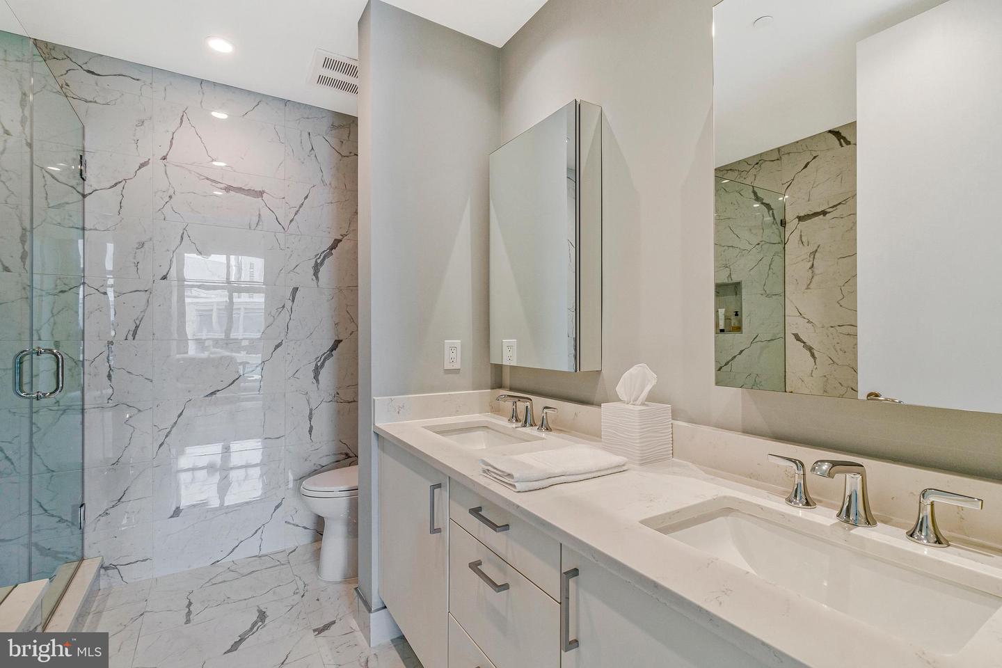 1177 22ND ST NW #7D, WASHINGTON, District Of Columbia 20037, 3 Bedrooms Bedrooms, ,3 BathroomsBathrooms,Residential,For sale,1177 22ND ST NW #7D,DCDC2200512 MLS # DCDC2200512