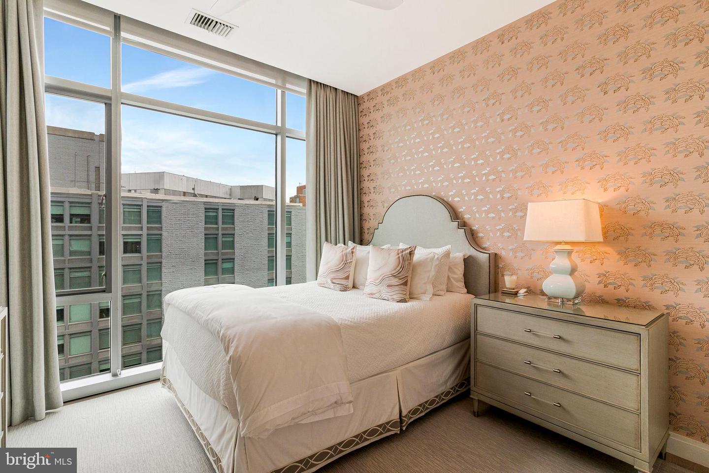 1177 22ND ST NW #7D, WASHINGTON, District Of Columbia 20037, 3 Bedrooms Bedrooms, ,3 BathroomsBathrooms,Residential,For sale,1177 22ND ST NW #7D,DCDC2200512 MLS # DCDC2200512