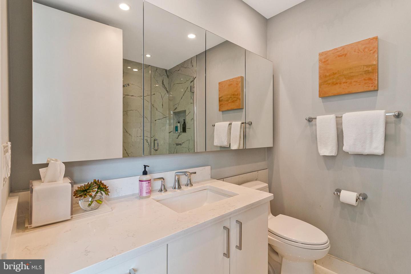 1177 22ND ST NW #7D, WASHINGTON, District Of Columbia 20037, 3 Bedrooms Bedrooms, ,3 BathroomsBathrooms,Residential,For sale,1177 22ND ST NW #7D,DCDC2200512 MLS # DCDC2200512