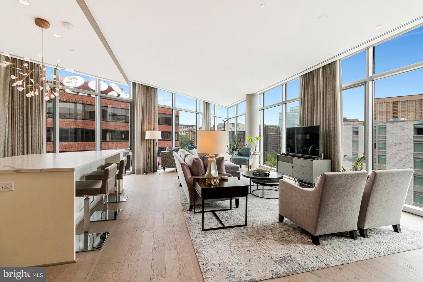 1177 22ND ST NW #7D, WASHINGTON, District Of Columbia 20037, 3 Bedrooms Bedrooms, ,3 BathroomsBathrooms,Residential,For sale,1177 22ND ST NW #7D,DCDC2200512 MLS # DCDC2200512
