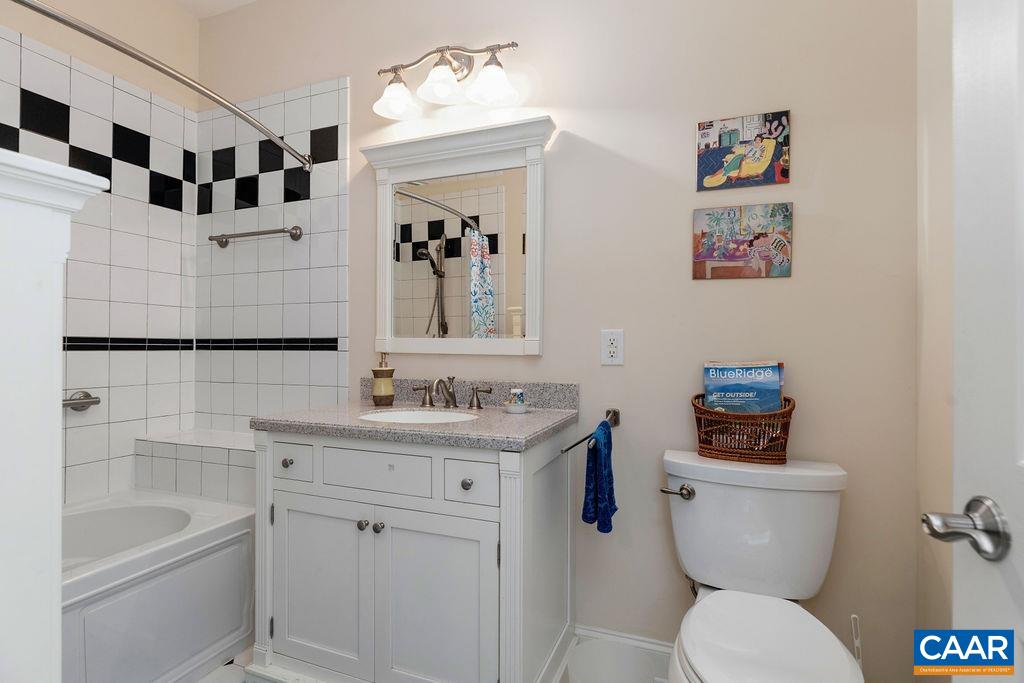 85 WATERS EDGE LN, NELLYSFORD, Virginia 22958, 5 Bedrooms Bedrooms, ,4 BathroomsBathrooms,Residential,85 WATERS EDGE LN,666662 MLS # 666662