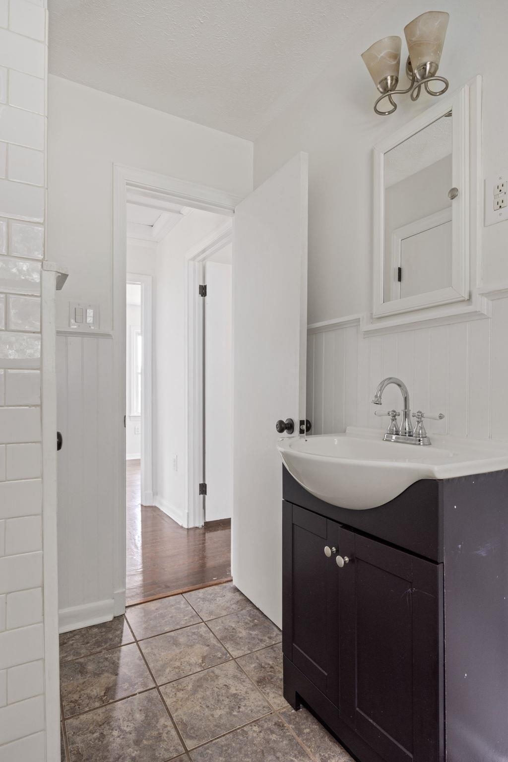 111 CHURCH ST, BROADWAY, Virginia 22815, 2 Bedrooms Bedrooms, ,1 BathroomBathrooms,Residential,111 CHURCH ST,666786 MLS # 666786