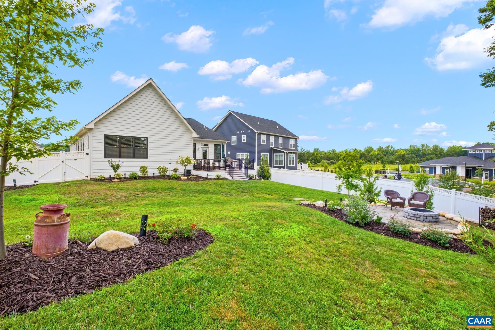 3294 THICKET RUN DR, CHARLOTTESVILLE, Virginia 22911, 3 Bedrooms Bedrooms, ,3 BathroomsBathrooms,Residential,3294 THICKET RUN DR,666787 MLS # 666787