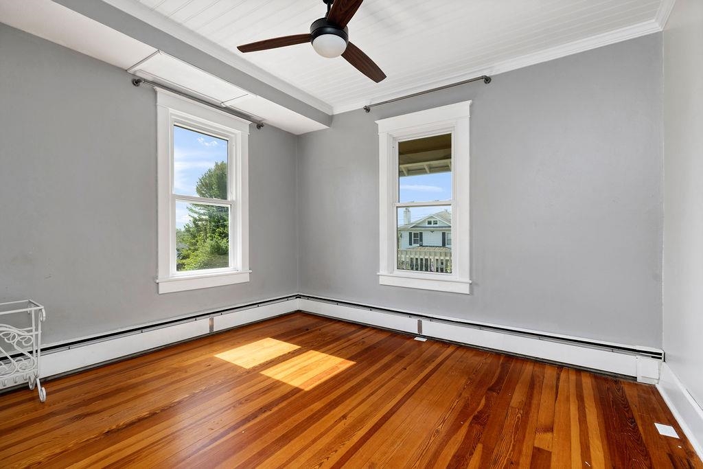 809 PARKVIEW AVE, STAUNTON, Virginia 24401, 3 Bedrooms Bedrooms, ,2 BathroomsBathrooms,Residential,809 PARKVIEW AVE,666790 MLS # 666790