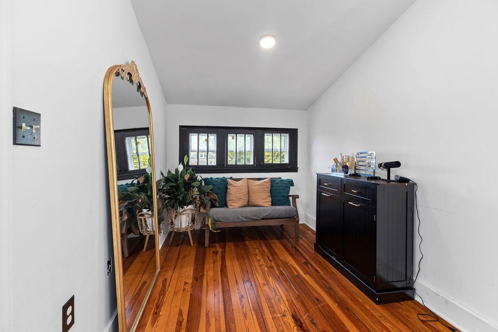 809 PARKVIEW AVE, STAUNTON, Virginia 24401, 3 Bedrooms Bedrooms, ,2 BathroomsBathrooms,Residential,809 PARKVIEW AVE,666790 MLS # 666790