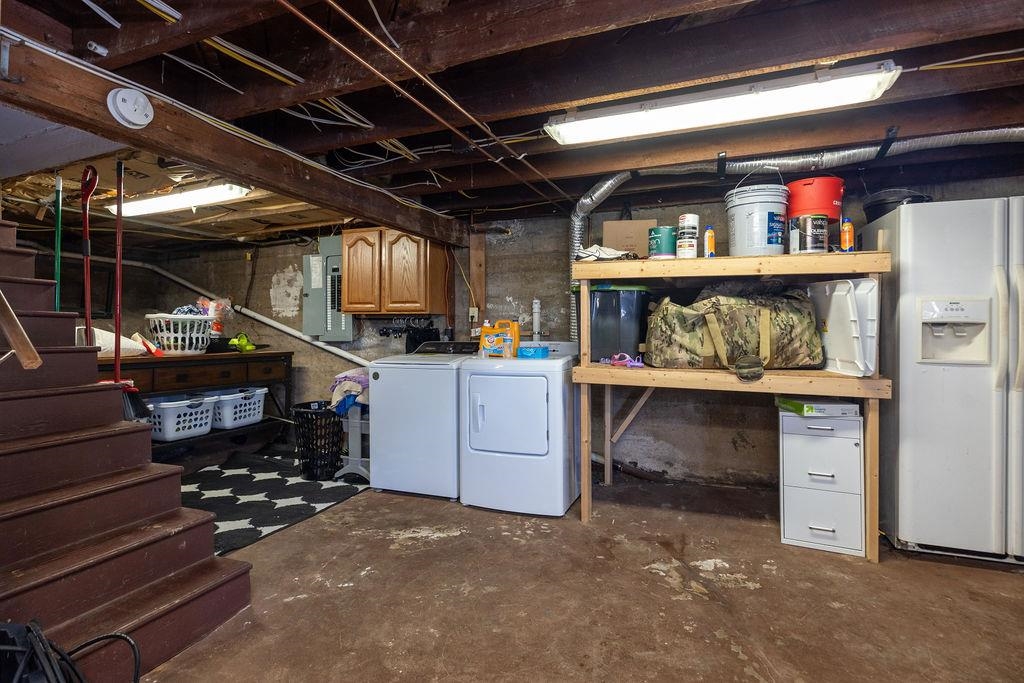 809 PARKVIEW AVE, STAUNTON, Virginia 24401, 3 Bedrooms Bedrooms, ,2 BathroomsBathrooms,Residential,809 PARKVIEW AVE,666790 MLS # 666790