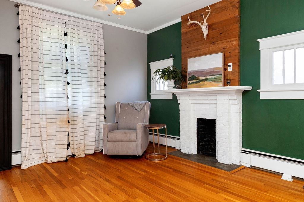 809 PARKVIEW AVE, STAUNTON, Virginia 24401, 3 Bedrooms Bedrooms, ,2 BathroomsBathrooms,Residential,809 PARKVIEW AVE,666790 MLS # 666790