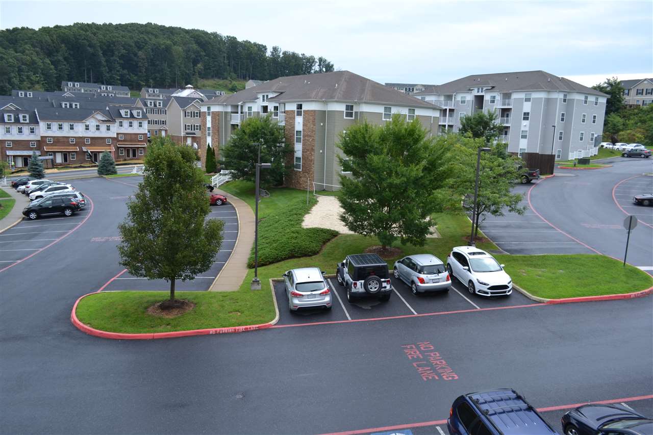 510 DAVIS MILL DR, HARRISONBURG, Virginia 22801, 4 Bedrooms Bedrooms, ,4 BathroomsBathrooms,Residential,510 DAVIS MILL DR,666794 MLS # 666794
