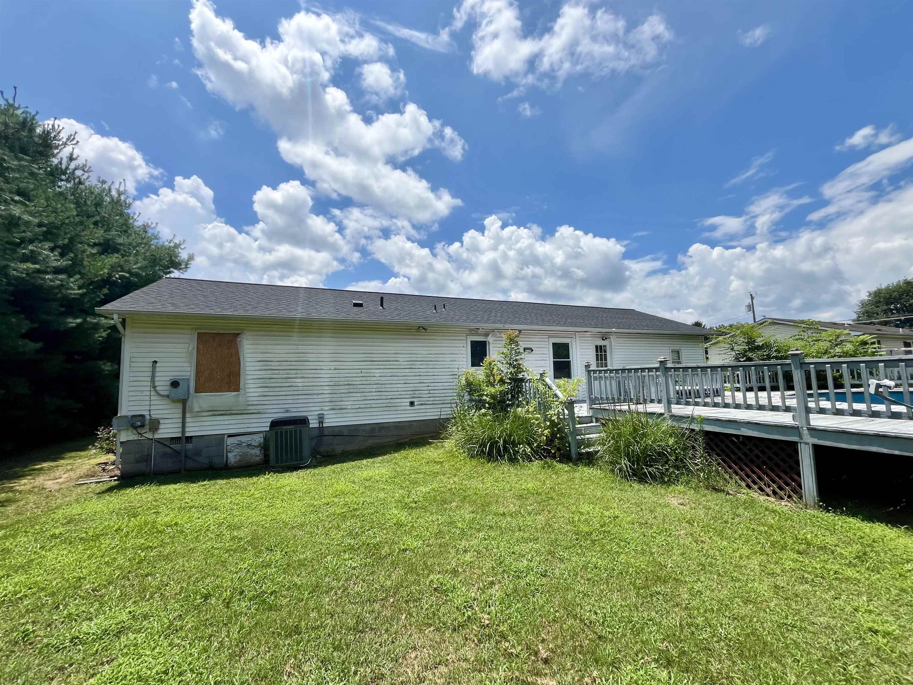 502 17TH ST, GROTTOES, Virginia 24441, 3 Bedrooms Bedrooms, ,1 BathroomBathrooms,Residential,502 17TH ST,666799 MLS # 666799
