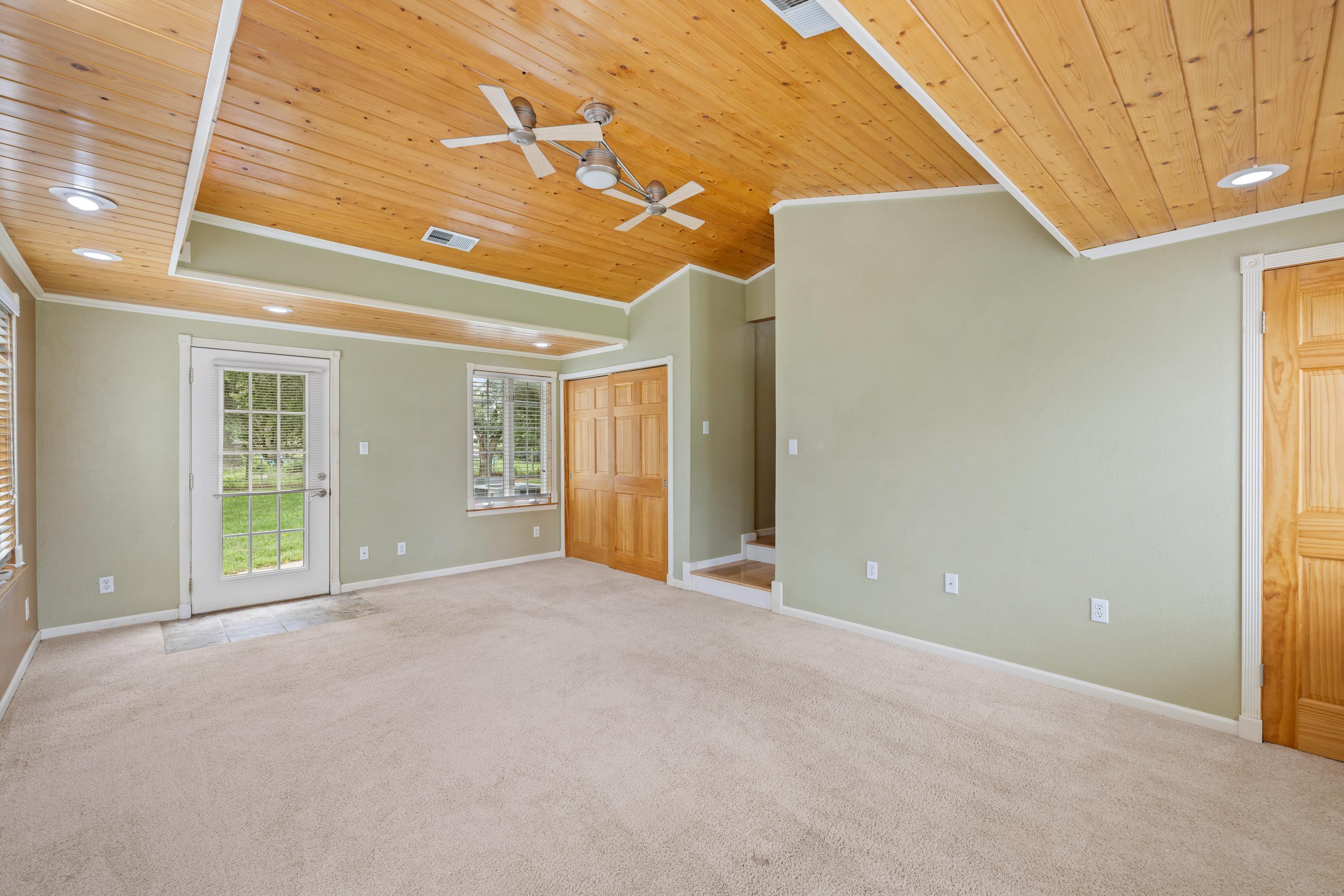 603 13TH ST, GROTTOES, Virginia 24441, 3 Bedrooms Bedrooms, ,2 BathroomsBathrooms,Residential,603 13TH ST,666801 MLS # 666801