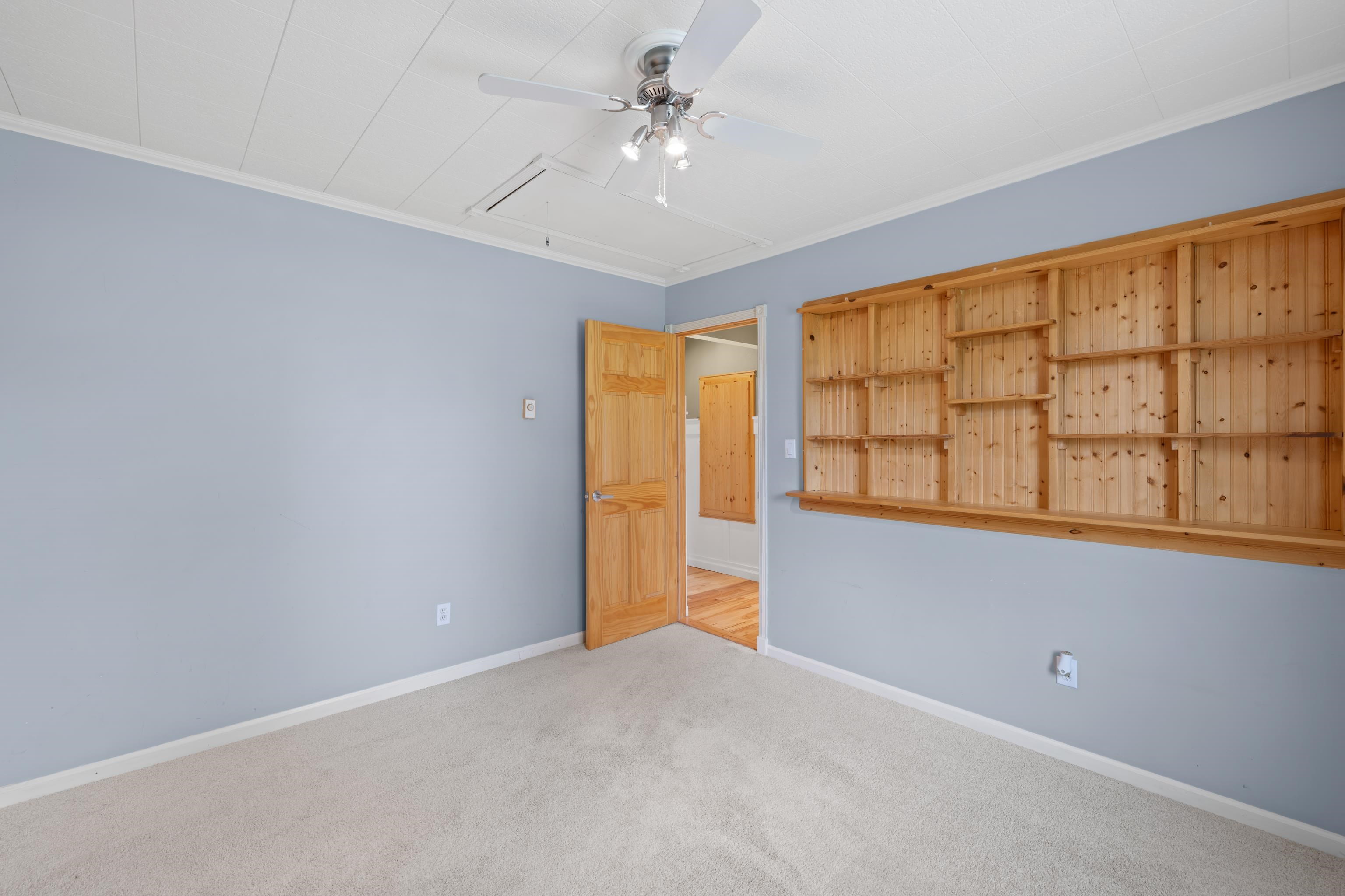 603 13TH ST, GROTTOES, Virginia 24441, 3 Bedrooms Bedrooms, ,2 BathroomsBathrooms,Residential,603 13TH ST,666801 MLS # 666801