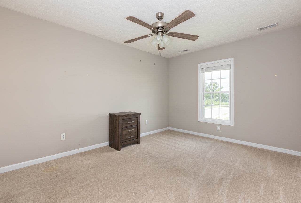 11 COLLINSWOOD WAY, STAUNTON, Virginia 24401, 3 Bedrooms Bedrooms, ,3 BathroomsBathrooms,Residential,11 COLLINSWOOD WAY,666807 MLS # 666807