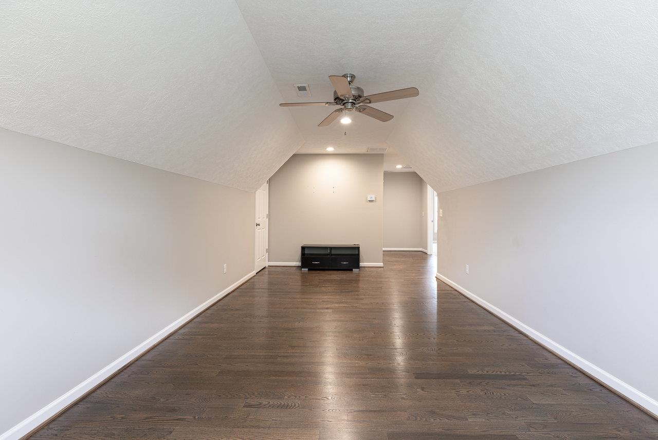 11 COLLINSWOOD WAY, STAUNTON, Virginia 24401, 3 Bedrooms Bedrooms, ,3 BathroomsBathrooms,Residential,11 COLLINSWOOD WAY,666807 MLS # 666807