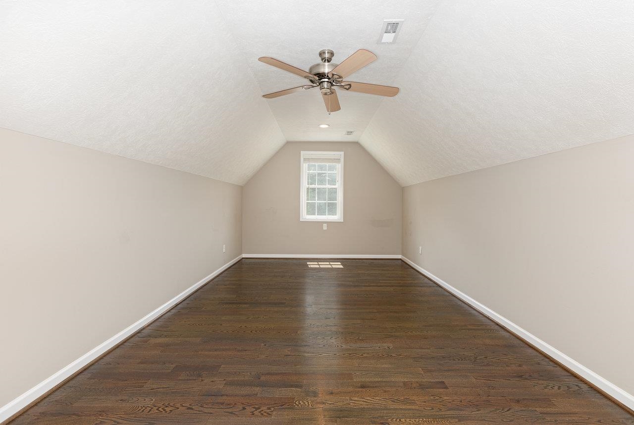 11 COLLINSWOOD WAY, STAUNTON, Virginia 24401, 3 Bedrooms Bedrooms, ,3 BathroomsBathrooms,Residential,11 COLLINSWOOD WAY,666807 MLS # 666807