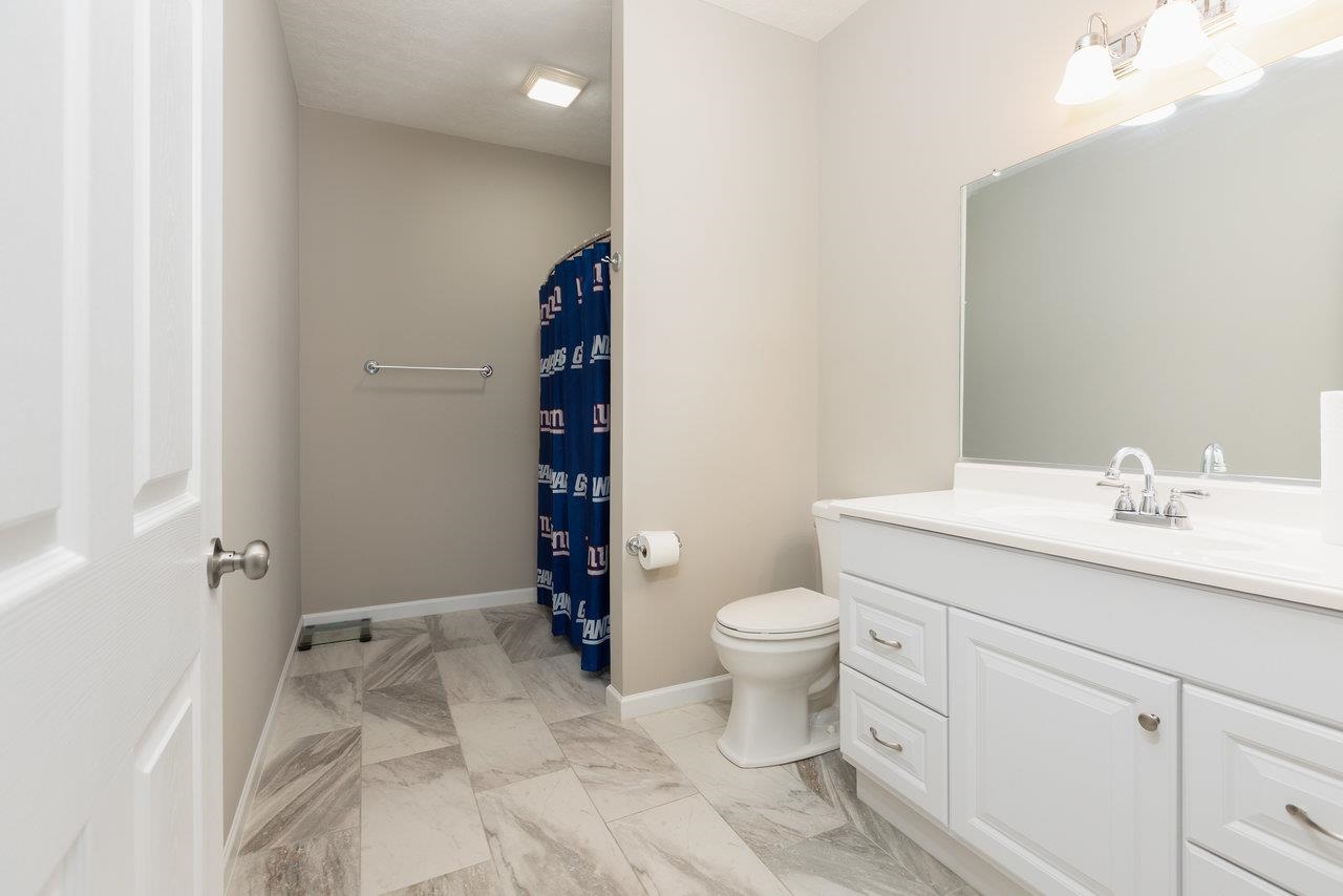 11 COLLINSWOOD WAY, STAUNTON, Virginia 24401, 3 Bedrooms Bedrooms, ,3 BathroomsBathrooms,Residential,11 COLLINSWOOD WAY,666807 MLS # 666807