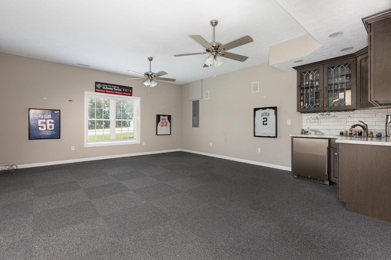 11 COLLINSWOOD WAY, STAUNTON, Virginia 24401, 3 Bedrooms Bedrooms, ,3 BathroomsBathrooms,Residential,11 COLLINSWOOD WAY,666807 MLS # 666807