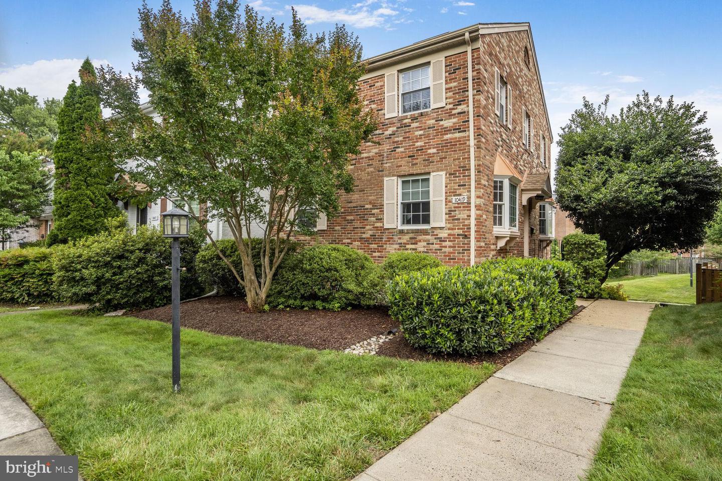 10419 COURTHOUSE DR, FAIRFAX, Virginia 22030, 4 Bedrooms Bedrooms, ,3 BathroomsBathrooms,Residential,For sale,10419 COURTHOUSE DR,VAFC2006378 MLS # VAFC2006378