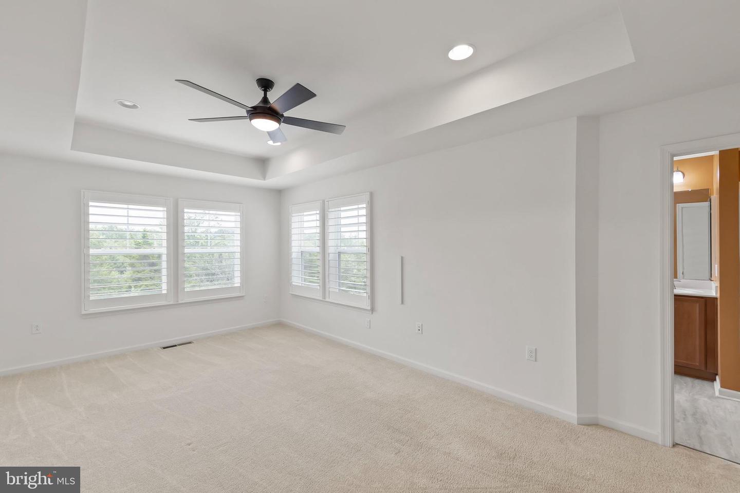 104 METCALF TERRACE, WINCHESTER, Virginia 22602, 3 Bedrooms Bedrooms, 13 Rooms Rooms,3 BathroomsBathrooms,Residential,For sale,104 METCALF TERRACE,VAFV2034604 MLS # VAFV2034604