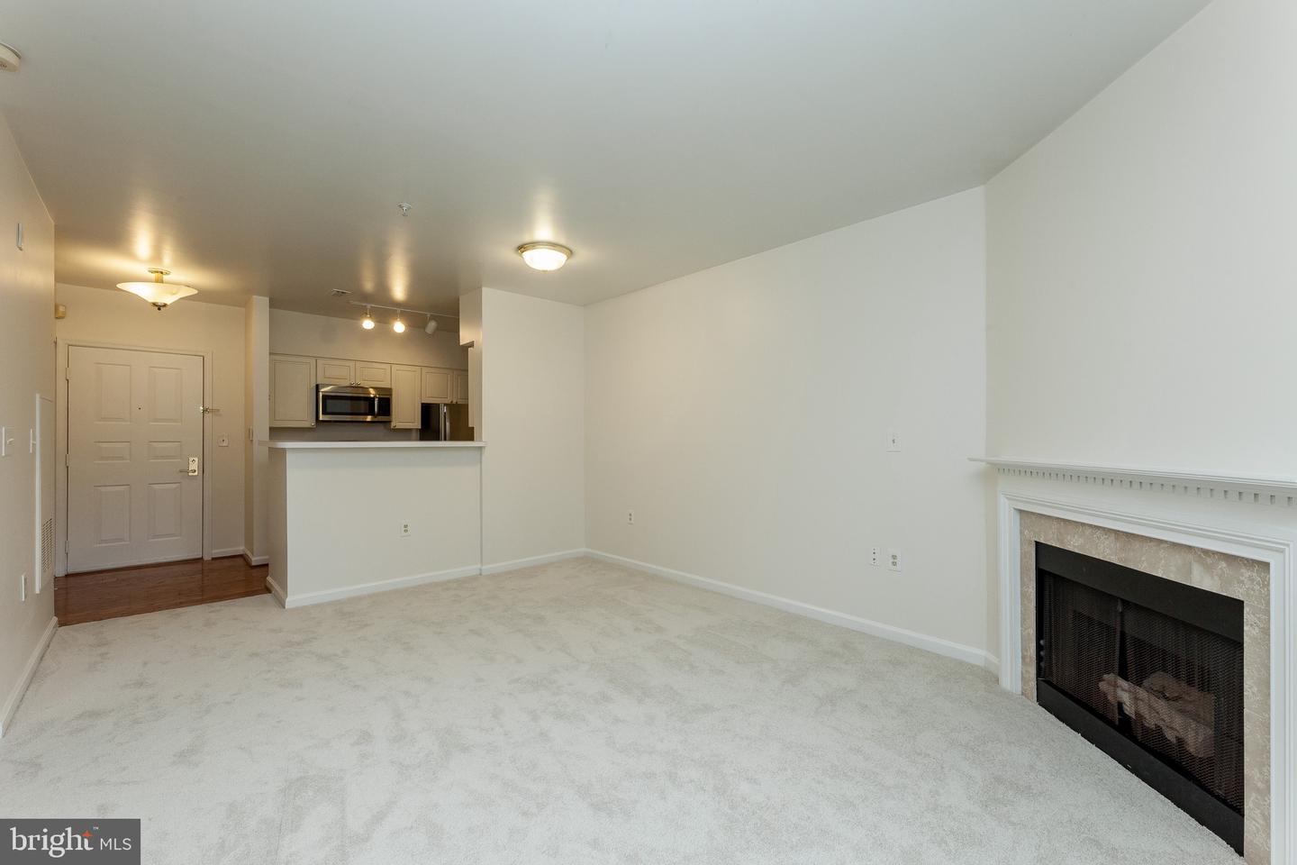 2204 WESTCOURT LN #201, HERNDON, Virginia 20170, 1 Bedroom Bedrooms, ,1 BathroomBathrooms,Residential,For sale,2204 WESTCOURT LN #201,VAFX2245930 MLS # VAFX2245930
