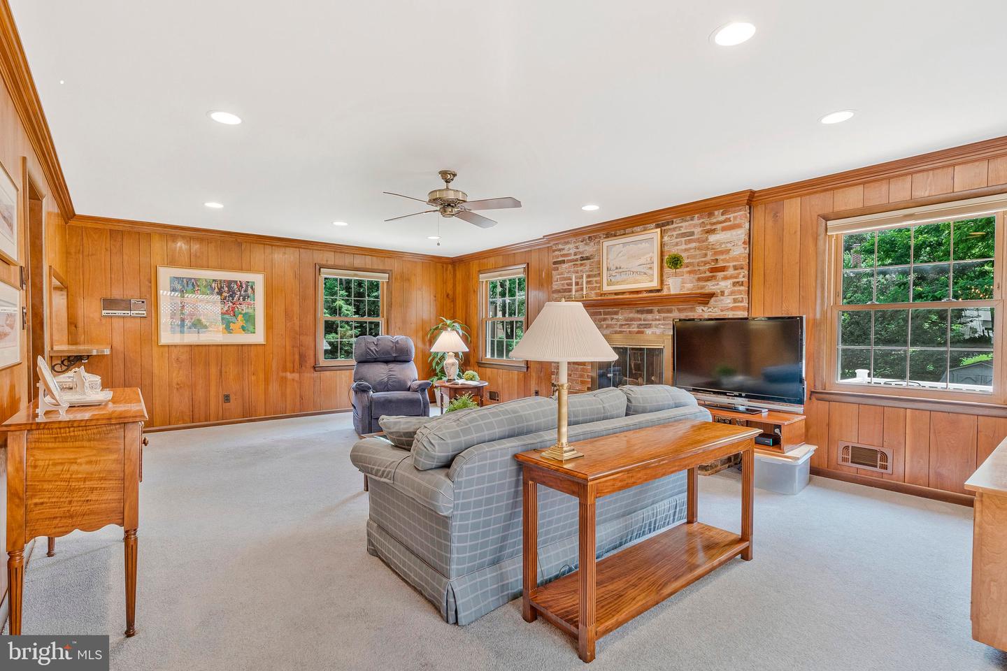 1441 COLLEEN LN, MCLEAN, Virginia 22101, 4 Bedrooms Bedrooms, ,3 BathroomsBathrooms,Residential,For sale,1441 COLLEEN LN,VAFX2246206 MLS # VAFX2246206