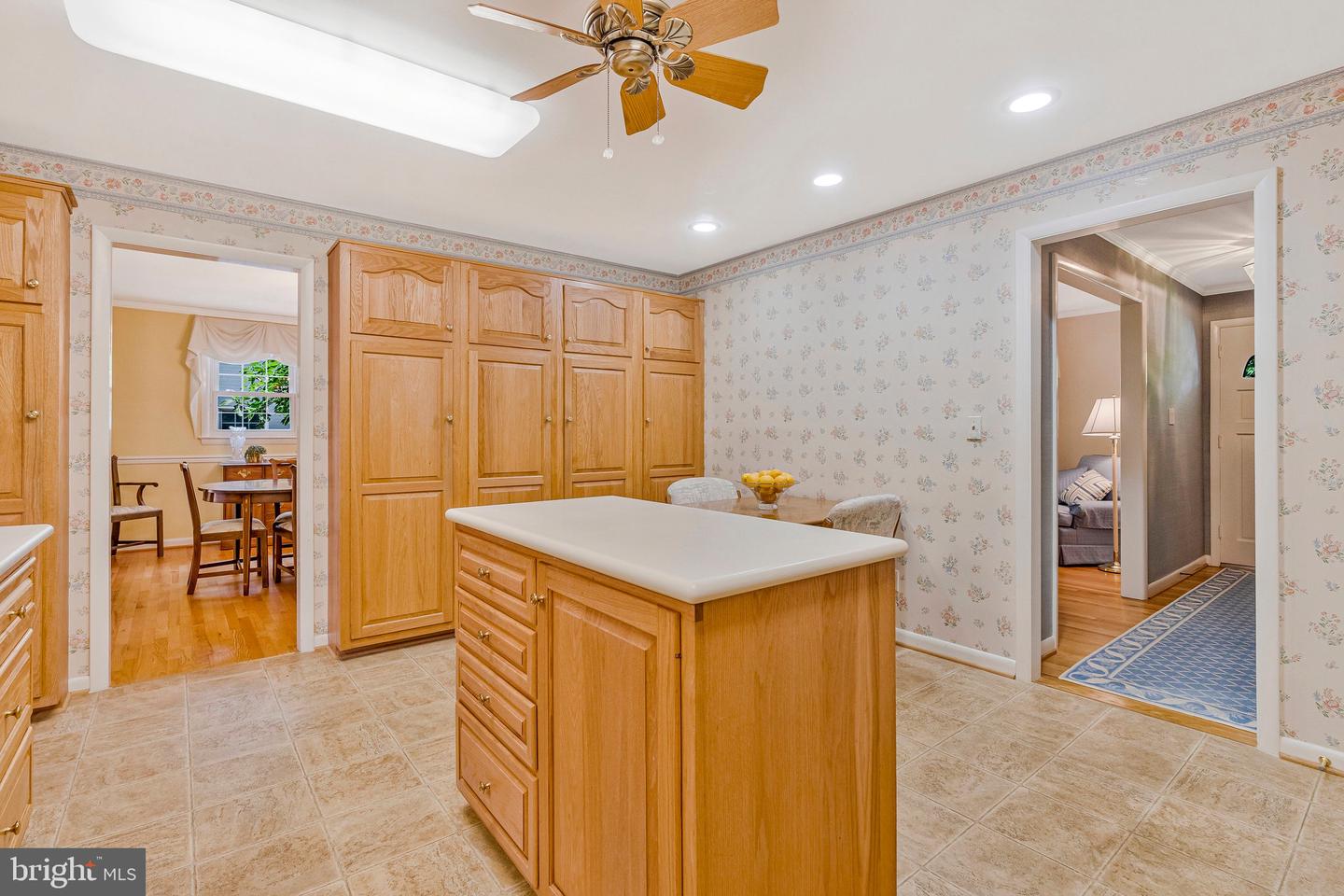 1441 COLLEEN LN, MCLEAN, Virginia 22101, 4 Bedrooms Bedrooms, ,3 BathroomsBathrooms,Residential,For sale,1441 COLLEEN LN,VAFX2246206 MLS # VAFX2246206