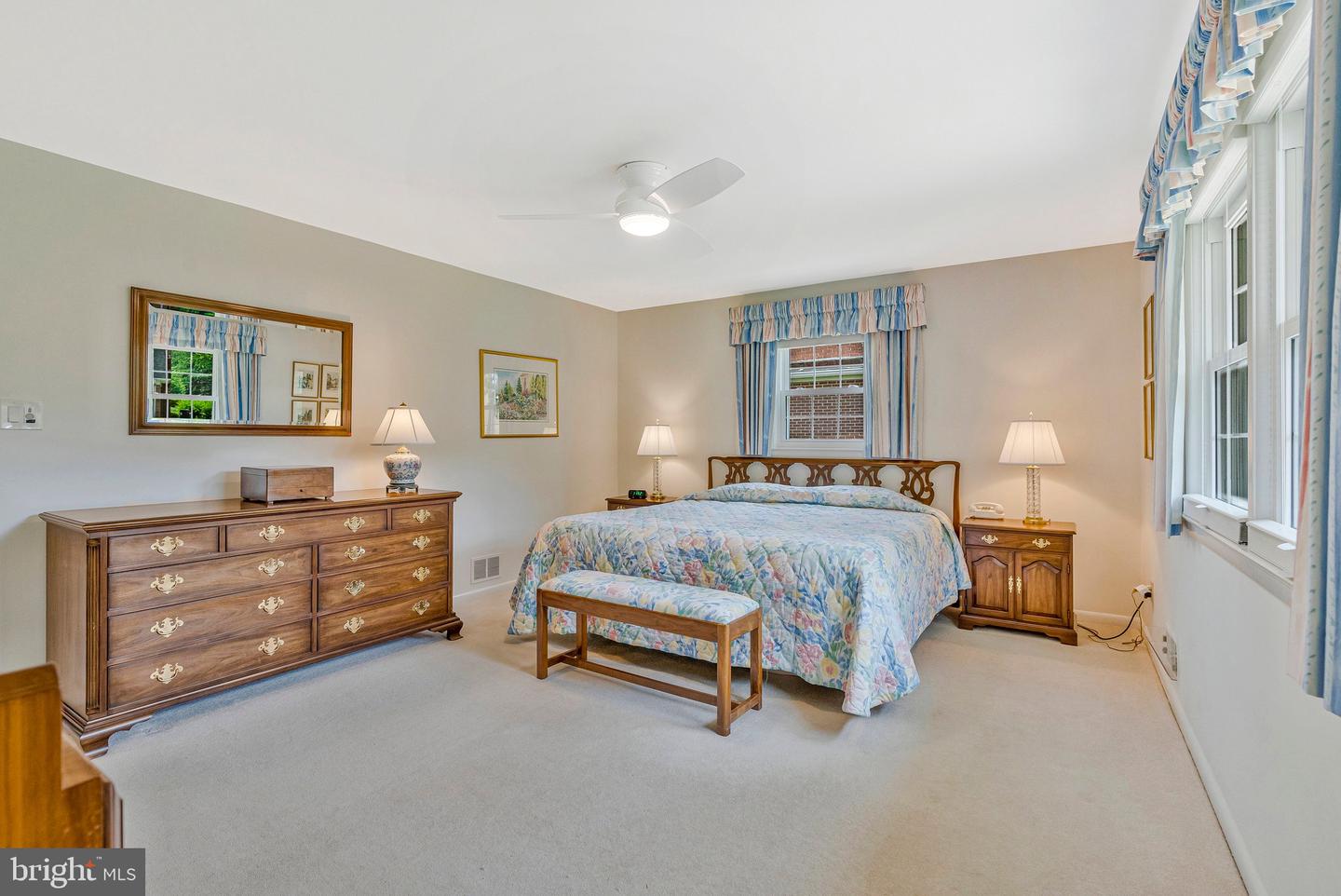 1441 COLLEEN LN, MCLEAN, Virginia 22101, 4 Bedrooms Bedrooms, ,3 BathroomsBathrooms,Residential,For sale,1441 COLLEEN LN,VAFX2246206 MLS # VAFX2246206