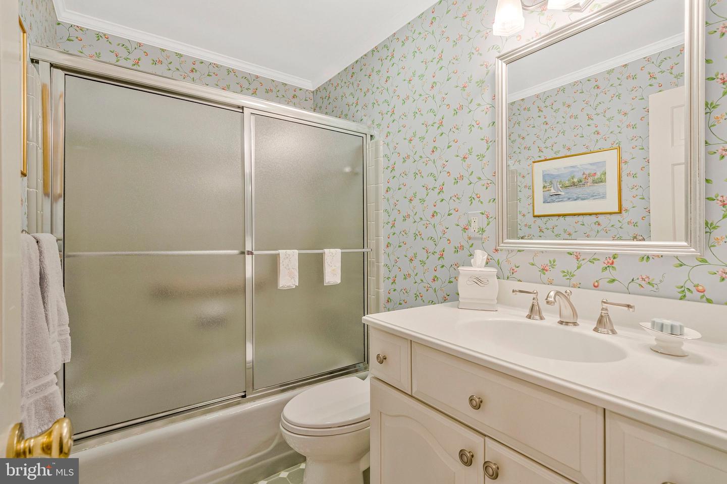 1441 COLLEEN LN, MCLEAN, Virginia 22101, 4 Bedrooms Bedrooms, ,3 BathroomsBathrooms,Residential,For sale,1441 COLLEEN LN,VAFX2246206 MLS # VAFX2246206