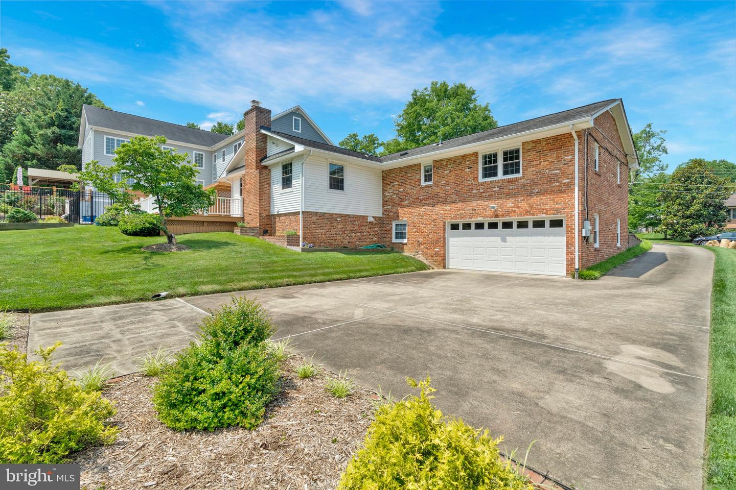1441 COLLEEN LN, MCLEAN, Virginia 22101, 4 Bedrooms Bedrooms, ,3 BathroomsBathrooms,Residential,For sale,1441 COLLEEN LN,VAFX2246206 MLS # VAFX2246206