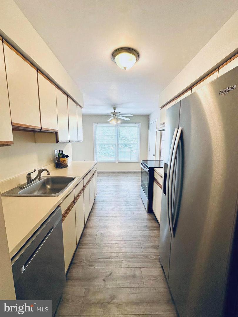10407 PARADISE, MANASSAS, Virginia 20109, 2 Bedrooms Bedrooms, ,2 BathroomsBathrooms,Residential,For sale,10407 PARADISE,VAPW2096628 MLS # VAPW2096628