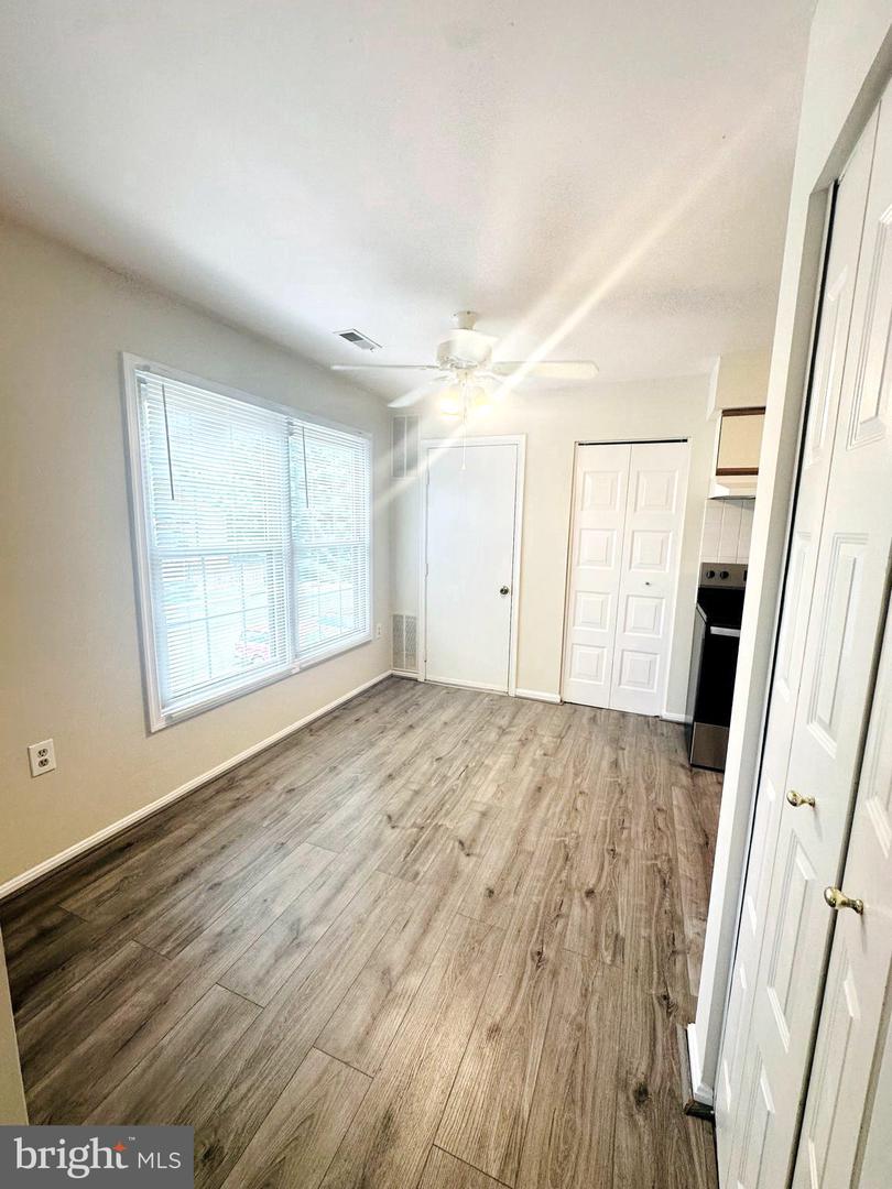 10407 PARADISE, MANASSAS, Virginia 20109, 2 Bedrooms Bedrooms, ,2 BathroomsBathrooms,Residential,For sale,10407 PARADISE,VAPW2096628 MLS # VAPW2096628