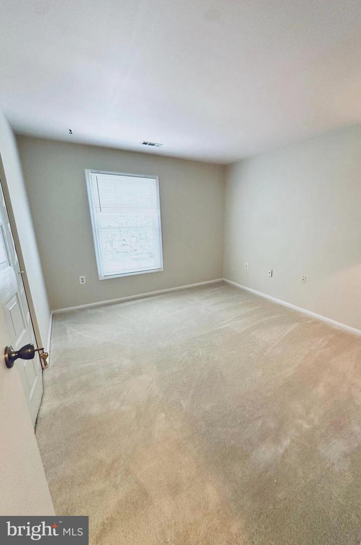 10407 PARADISE, MANASSAS, Virginia 20109, 2 Bedrooms Bedrooms, ,2 BathroomsBathrooms,Residential,For sale,10407 PARADISE,VAPW2096628 MLS # VAPW2096628
