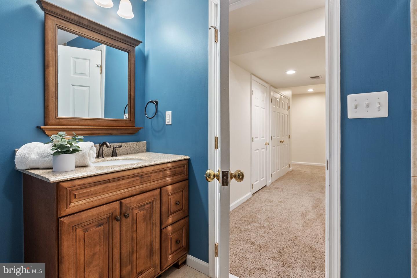 43952 BIDWELL CT, ASHBURN, Virginia 20147, 4 Bedrooms Bedrooms, ,3 BathroomsBathrooms,Residential,For sale,43952 BIDWELL CT,VALO2099104 MLS # VALO2099104