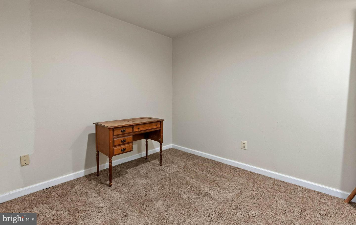 43952 BIDWELL CT, ASHBURN, Virginia 20147, 4 Bedrooms Bedrooms, ,3 BathroomsBathrooms,Residential,For sale,43952 BIDWELL CT,VALO2099104 MLS # VALO2099104