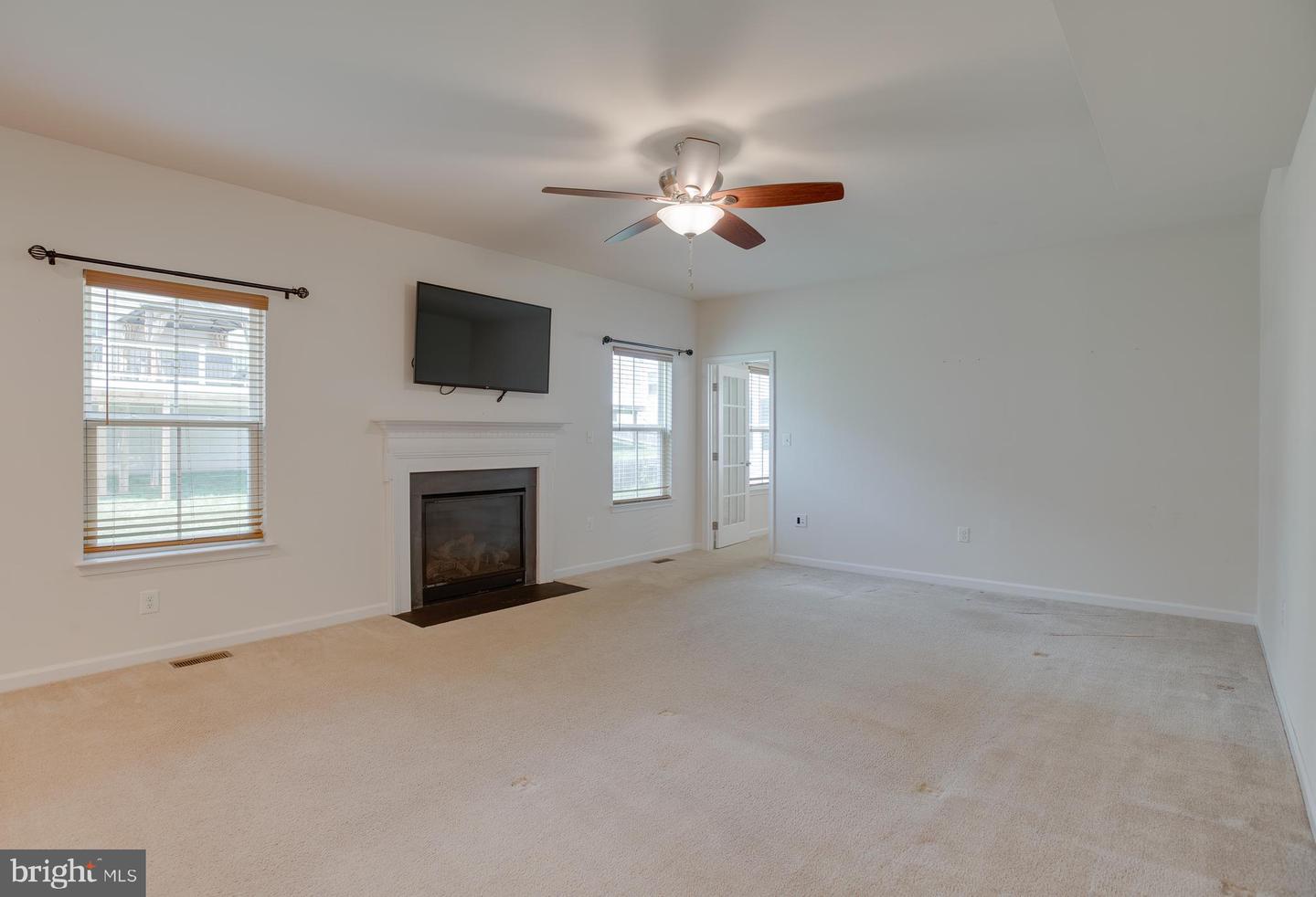 2032 MAGNOLIA CIR, CULPEPER, Virginia 22701, 5 Bedrooms Bedrooms, ,2 BathroomsBathrooms,Residential,For sale,2032 MAGNOLIA CIR,VACU2010756 MLS # VACU2010756