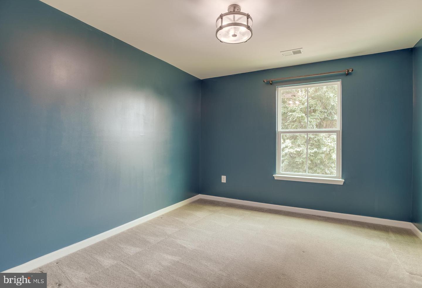 2032 MAGNOLIA CIR, CULPEPER, Virginia 22701, 5 Bedrooms Bedrooms, ,2 BathroomsBathrooms,Residential,For sale,2032 MAGNOLIA CIR,VACU2010756 MLS # VACU2010756