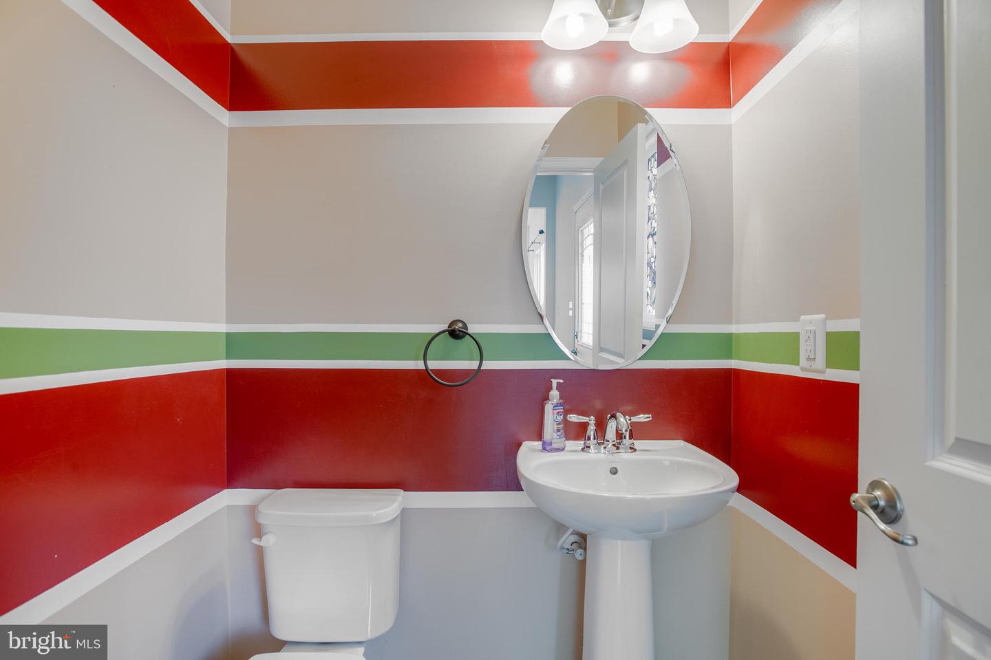 2032 MAGNOLIA CIR, CULPEPER, Virginia 22701, 5 Bedrooms Bedrooms, ,2 BathroomsBathrooms,Residential,For sale,2032 MAGNOLIA CIR,VACU2010756 MLS # VACU2010756