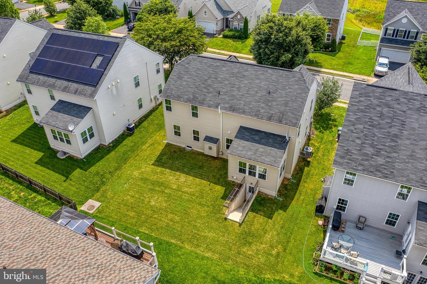 2032 MAGNOLIA CIR, CULPEPER, Virginia 22701, 5 Bedrooms Bedrooms, ,2 BathroomsBathrooms,Residential,For sale,2032 MAGNOLIA CIR,VACU2010756 MLS # VACU2010756