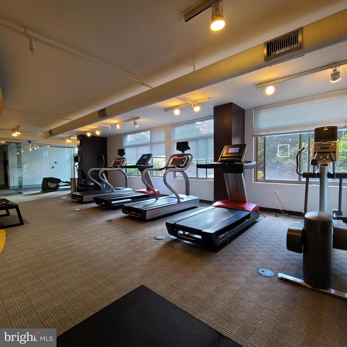 3600 S GLEBE RD #330W, ARLINGTON, Virginia 22202, 1 Bedroom Bedrooms, ,1 BathroomBathrooms,Residential,For sale,3600 S GLEBE RD #330W,VAAR2059158 MLS # VAAR2059158