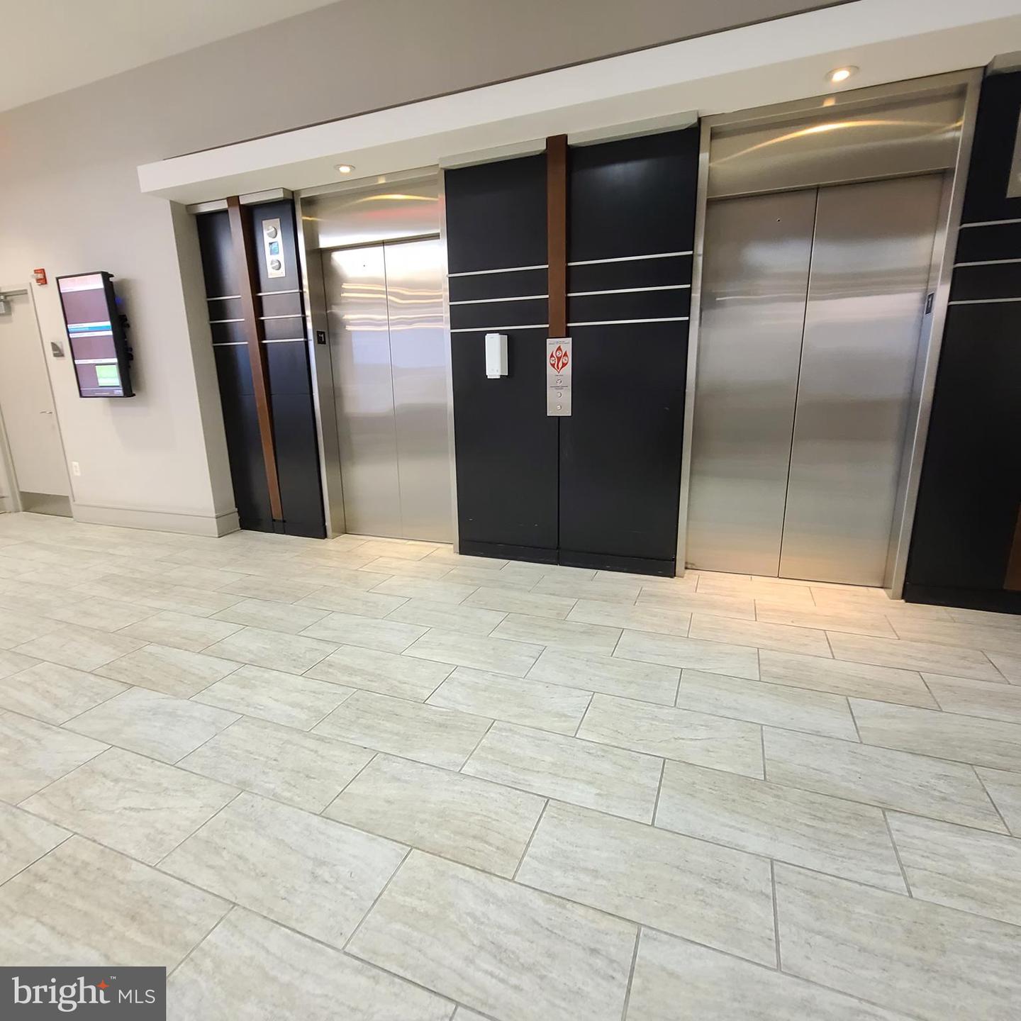 3600 S GLEBE RD #330W, ARLINGTON, Virginia 22202, 1 Bedroom Bedrooms, ,1 BathroomBathrooms,Residential,For sale,3600 S GLEBE RD #330W,VAAR2059158 MLS # VAAR2059158