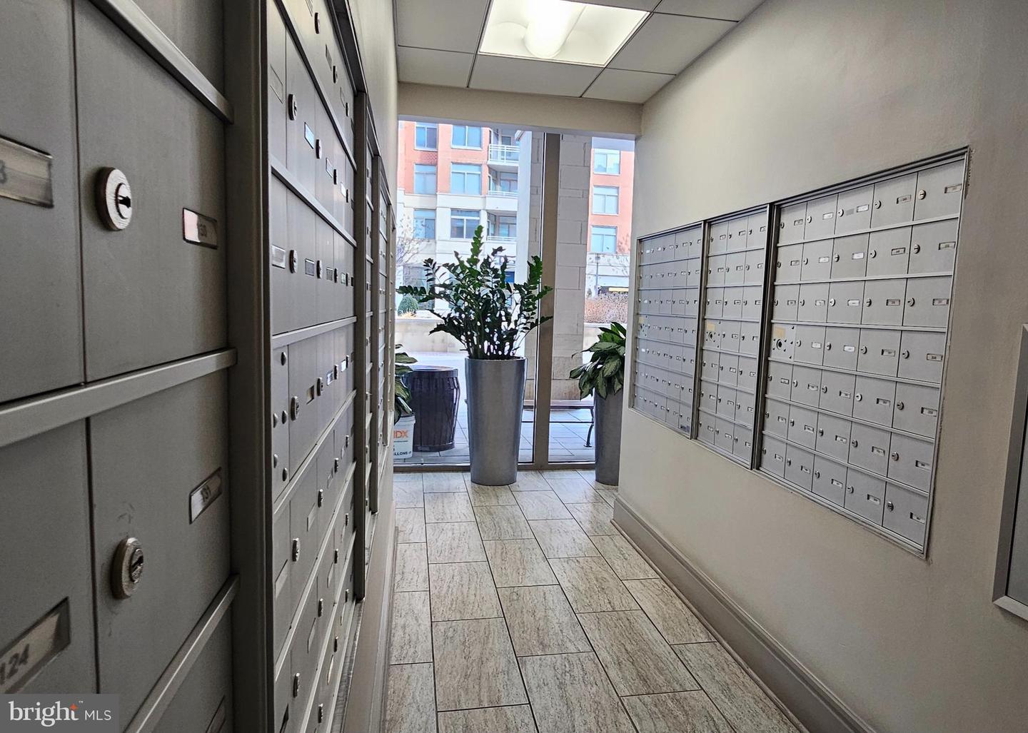 3600 S GLEBE RD #330W, ARLINGTON, Virginia 22202, 1 Bedroom Bedrooms, ,1 BathroomBathrooms,Residential,For sale,3600 S GLEBE RD #330W,VAAR2059158 MLS # VAAR2059158