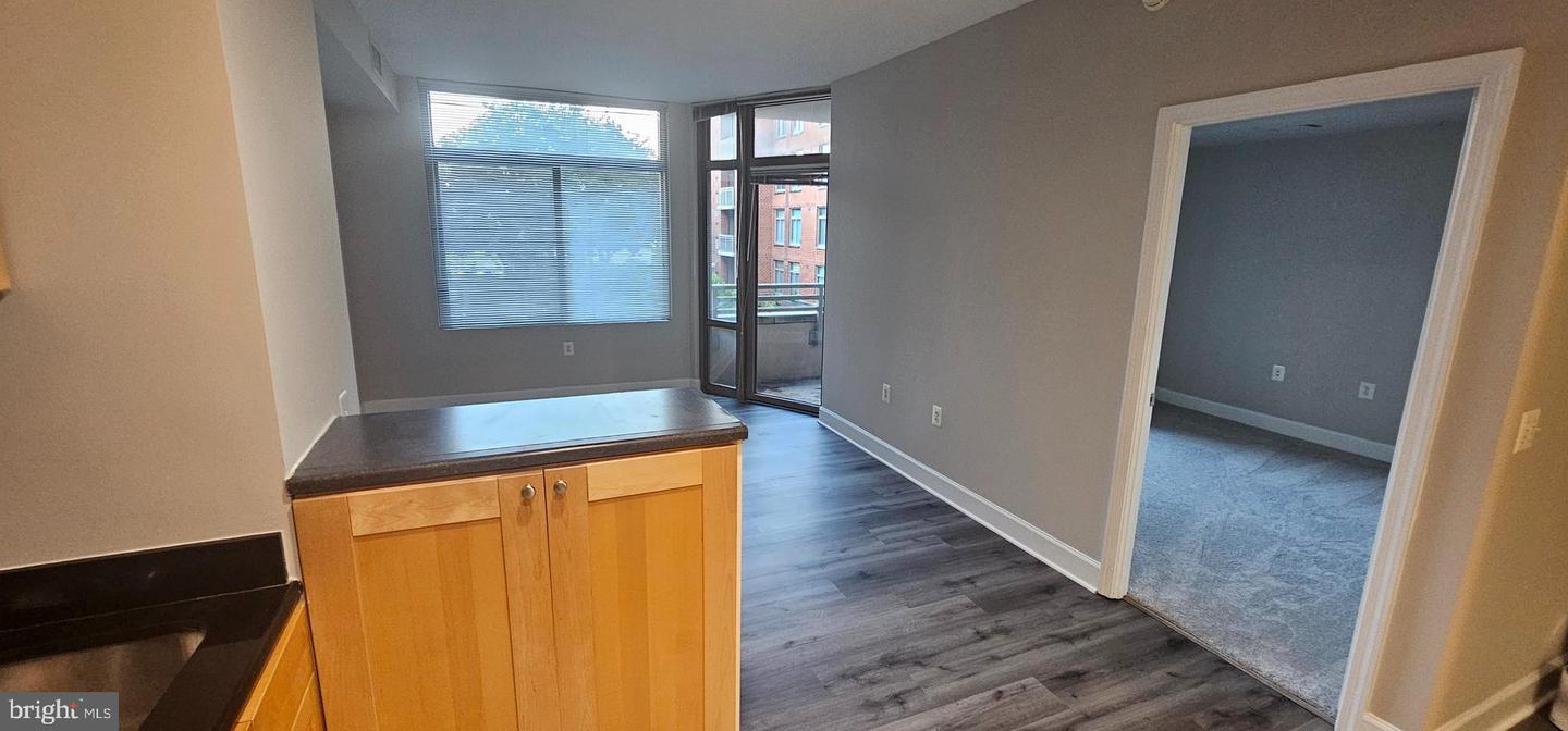 3600 S GLEBE RD #330W, ARLINGTON, Virginia 22202, 1 Bedroom Bedrooms, ,1 BathroomBathrooms,Residential,For sale,3600 S GLEBE RD #330W,VAAR2059158 MLS # VAAR2059158