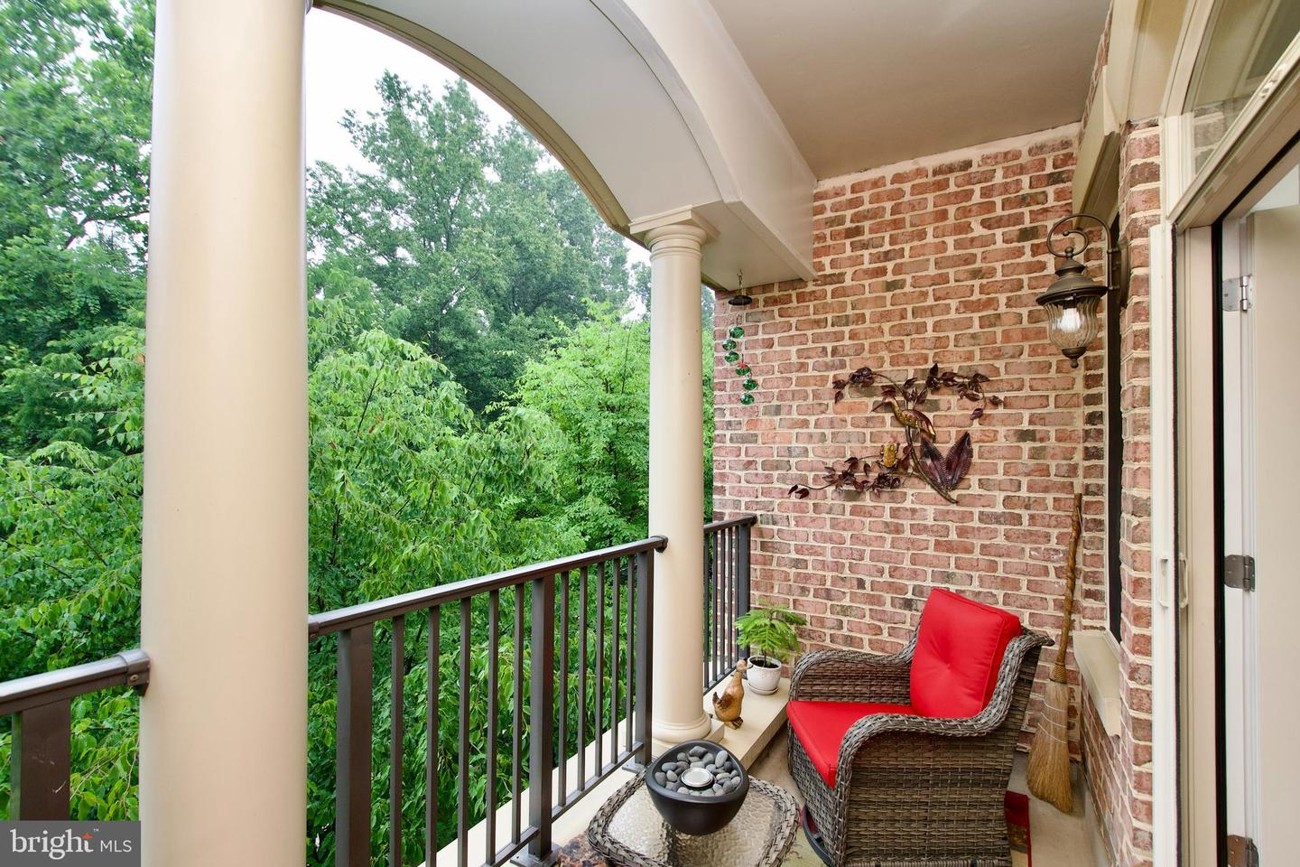 1781 CHAIN BRIDGE RD #302, MCLEAN, Virginia 22102, 2 Bedrooms Bedrooms, ,2 BathroomsBathrooms,Residential,For sale,1781 CHAIN BRIDGE RD #302,VAFX2247406 MLS # VAFX2247406