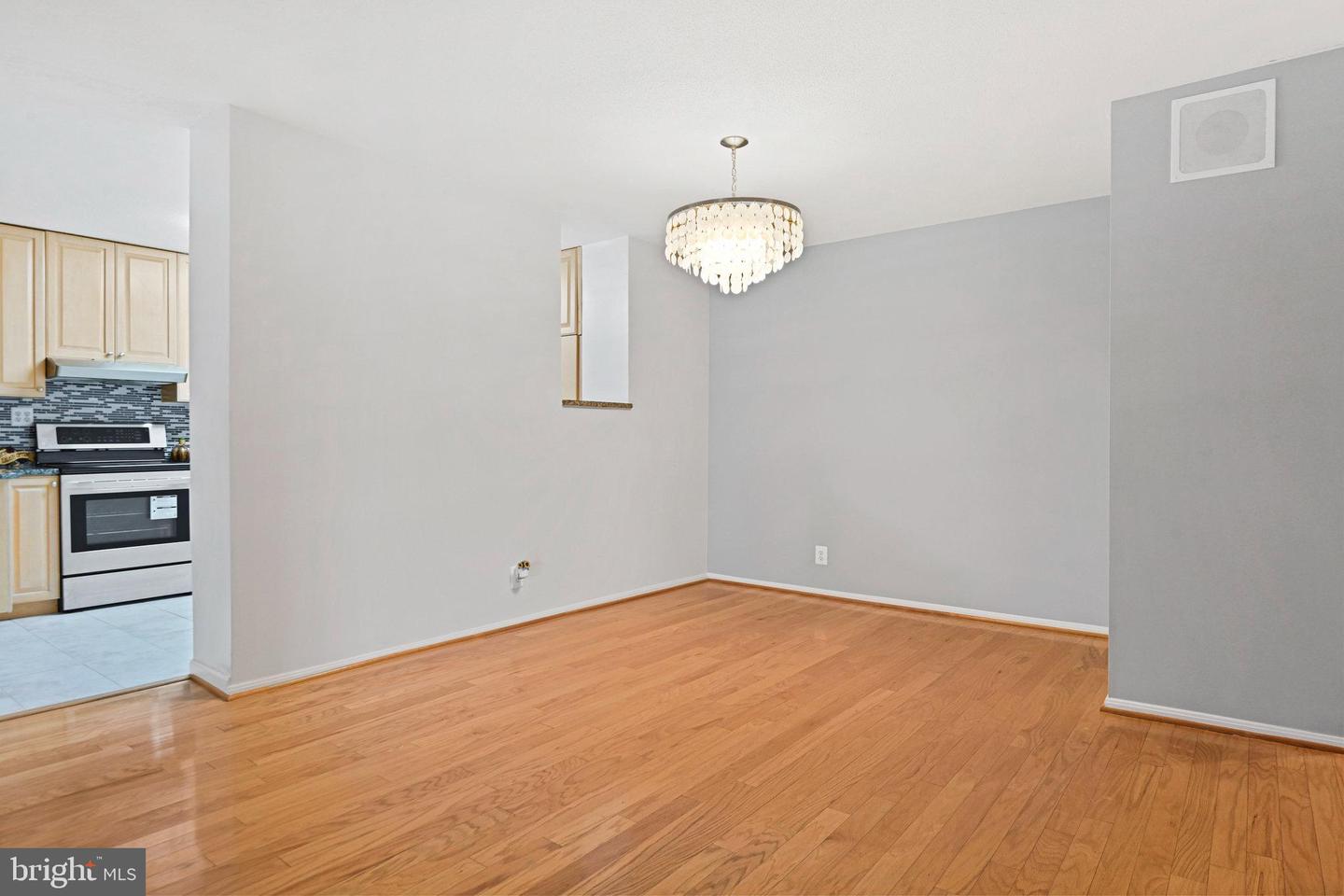 8350 GREENSBORO DR #203, MCLEAN, Virginia 22102, 2 Bedrooms Bedrooms, ,2 BathroomsBathrooms,Residential,For sale,8350 GREENSBORO DR #203,VAFX2248820 MLS # VAFX2248820