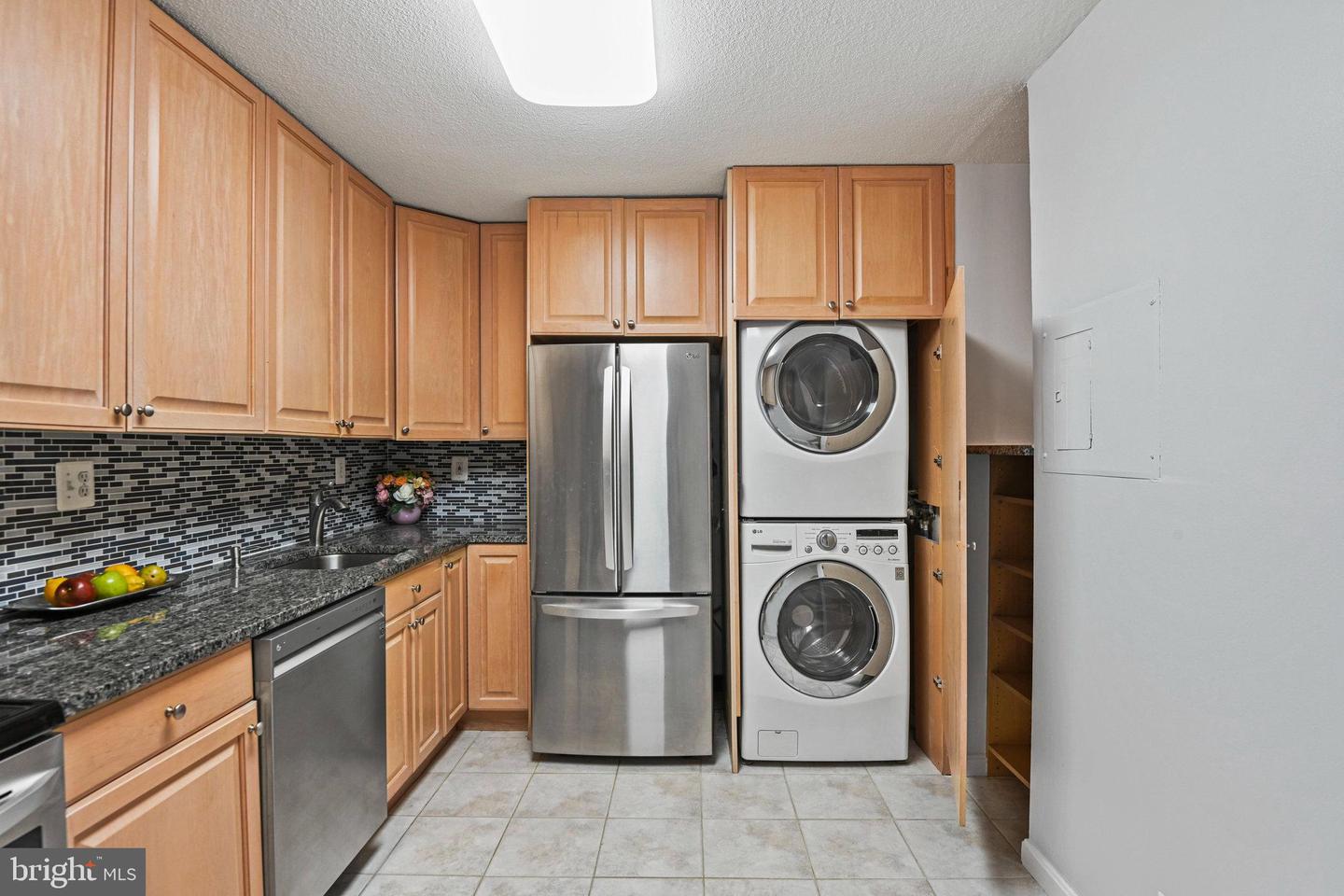 8350 GREENSBORO DR #203, MCLEAN, Virginia 22102, 2 Bedrooms Bedrooms, ,2 BathroomsBathrooms,Residential,For sale,8350 GREENSBORO DR #203,VAFX2248820 MLS # VAFX2248820