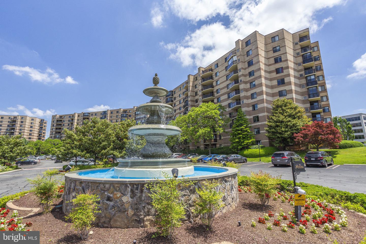 8350 GREENSBORO DR #203, MCLEAN, Virginia 22102, 2 Bedrooms Bedrooms, ,2 BathroomsBathrooms,Residential,For sale,8350 GREENSBORO DR #203,VAFX2248820 MLS # VAFX2248820