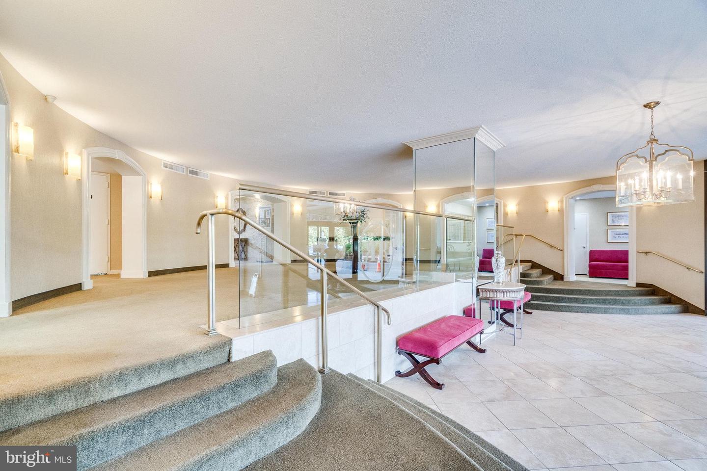 8350 GREENSBORO DR #203, MCLEAN, Virginia 22102, 2 Bedrooms Bedrooms, ,2 BathroomsBathrooms,Residential,For sale,8350 GREENSBORO DR #203,VAFX2248820 MLS # VAFX2248820