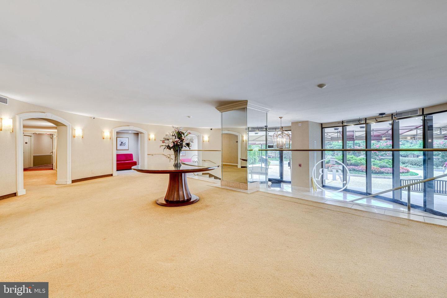 8350 GREENSBORO DR #203, MCLEAN, Virginia 22102, 2 Bedrooms Bedrooms, ,2 BathroomsBathrooms,Residential,For sale,8350 GREENSBORO DR #203,VAFX2248820 MLS # VAFX2248820